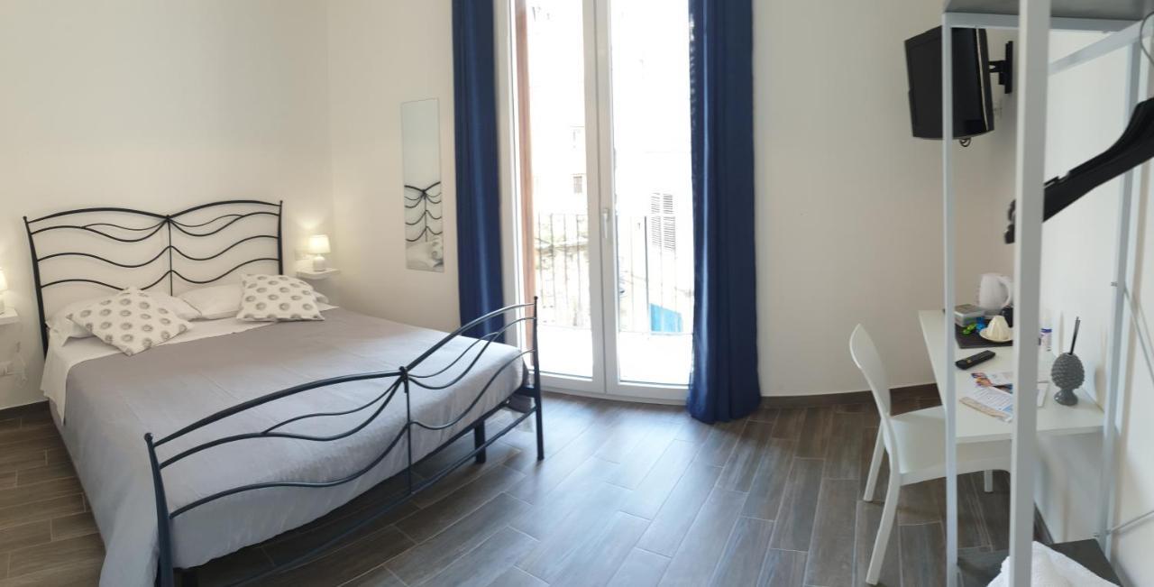 Residenza Tarzana Hotel Palermo Kültér fotó